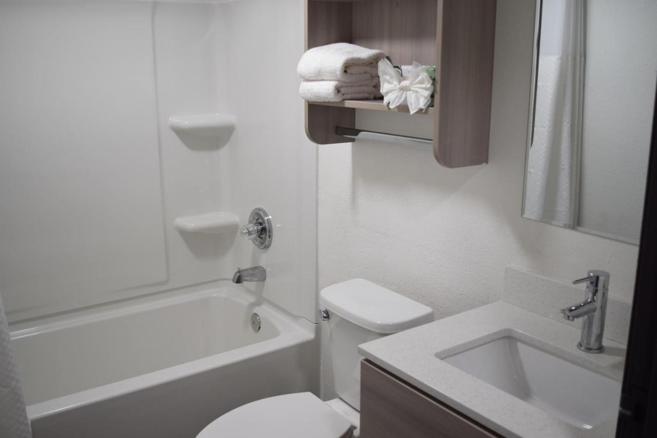Travelers Inn And Suites Raleigh Dış mekan fotoğraf
