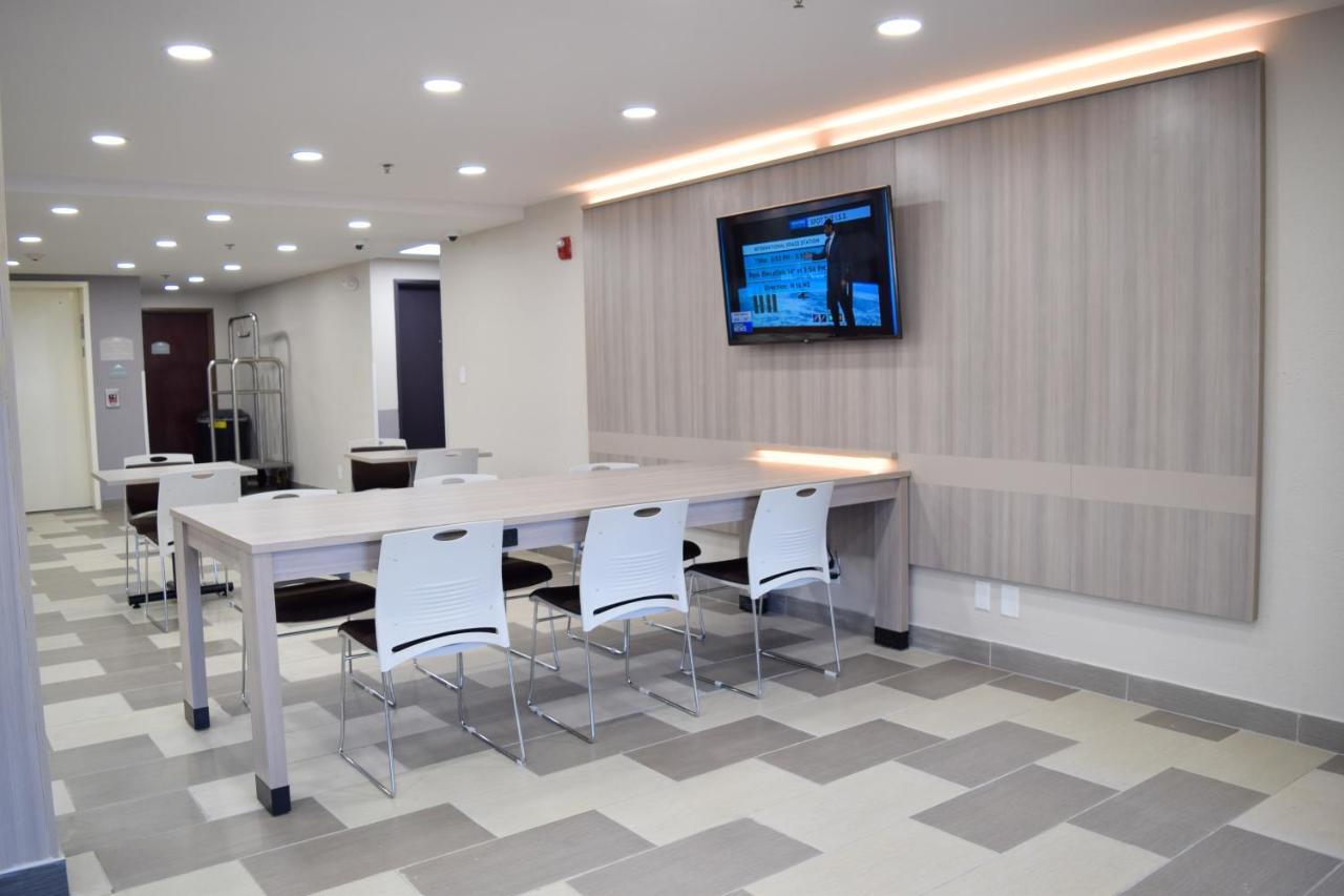 Travelers Inn And Suites Raleigh Dış mekan fotoğraf
