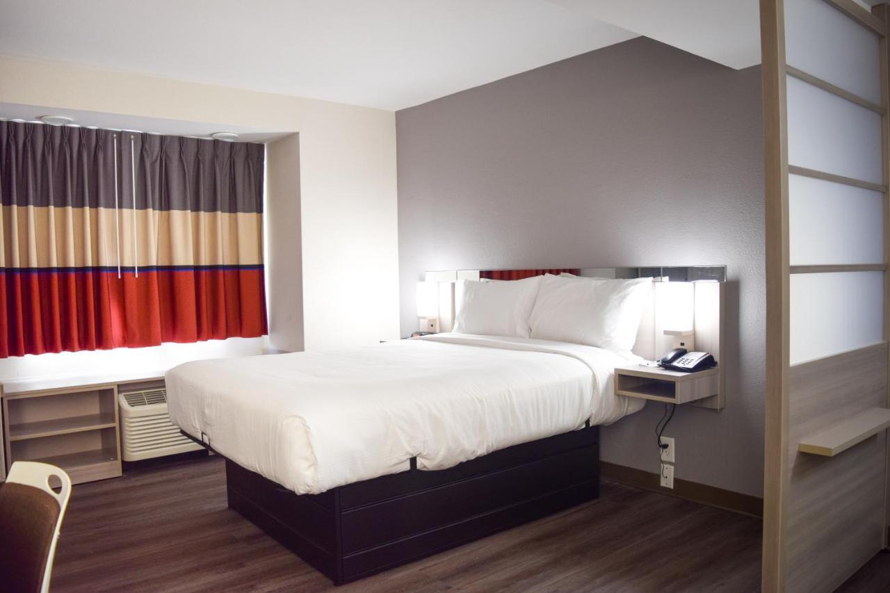 Travelers Inn And Suites Raleigh Dış mekan fotoğraf